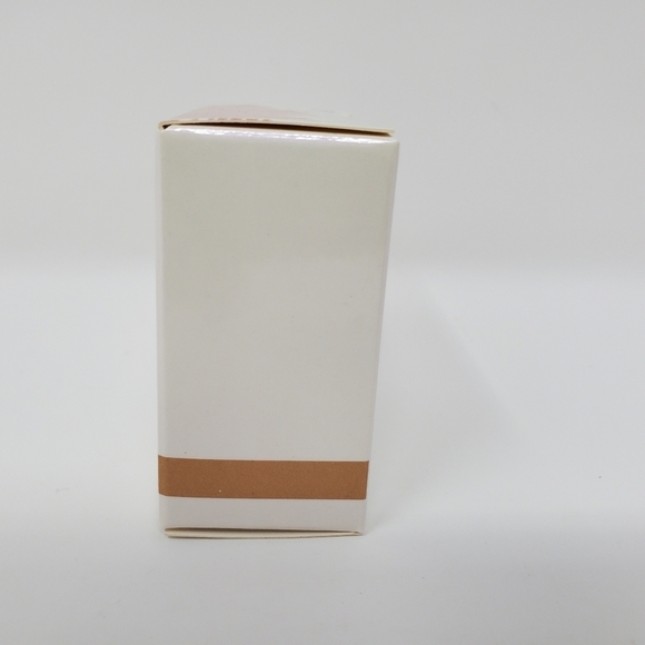 NIB It Cosmetics Bye Bye Pores Tinted Skin Blurring Finishing Powder- Me… - Picture 3 of 7